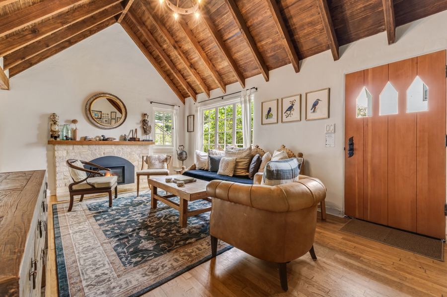 Living room with fireplace